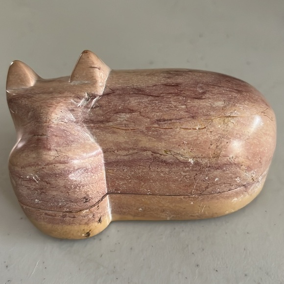 Hippopotamus African soapstone hand carved Beautiful piece made in Africa. - Picture 7 of 10
